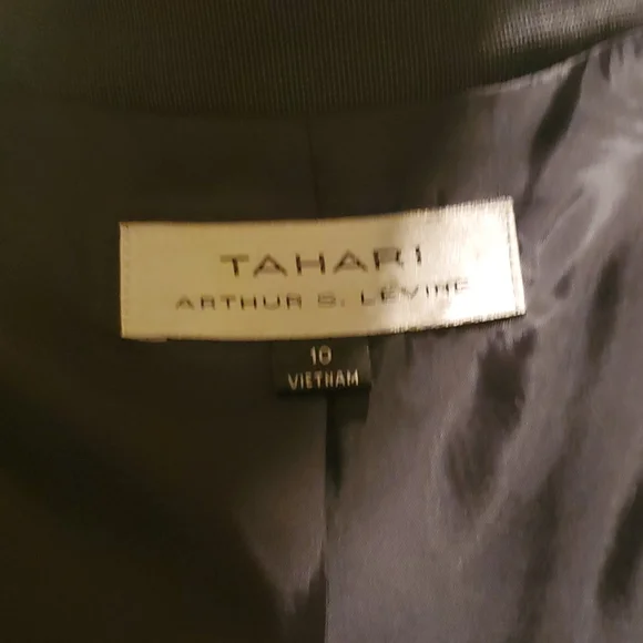 Tahari Pantsuit (does not include necklace) - Picture 7 of 16